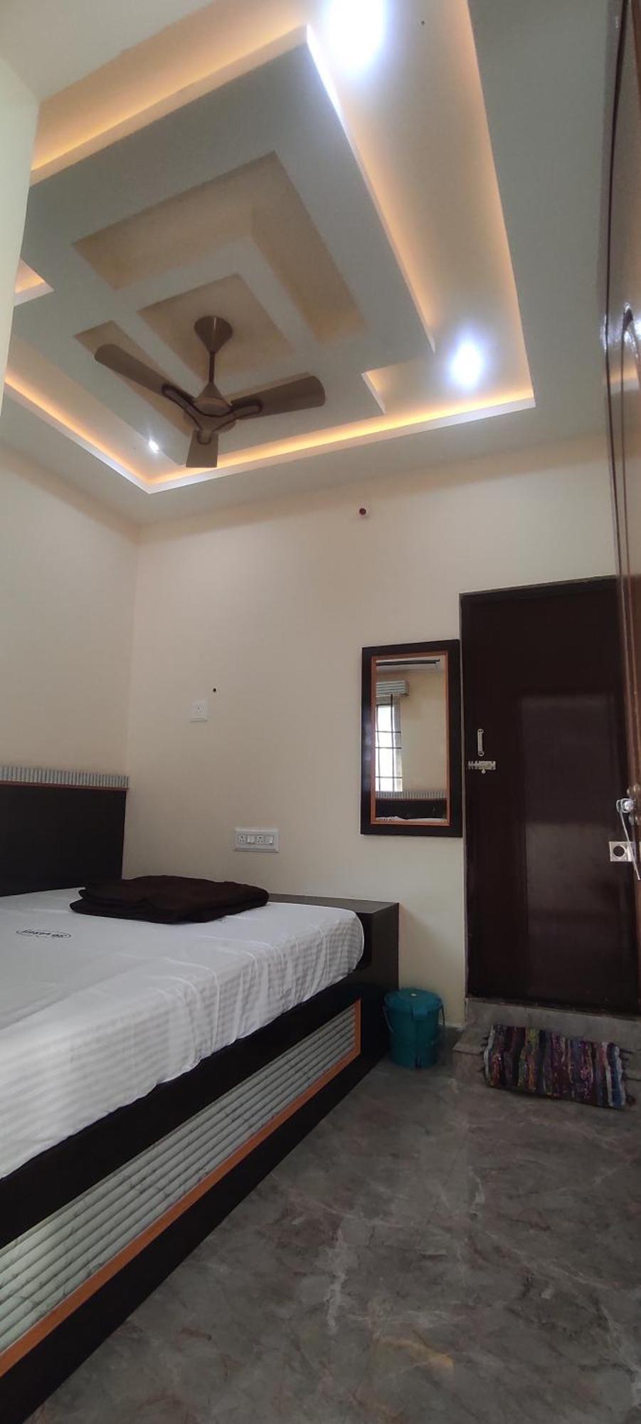 Sri Vasavi Residency Hotel ราเมศวาราม ภายนอก รูปภาพ